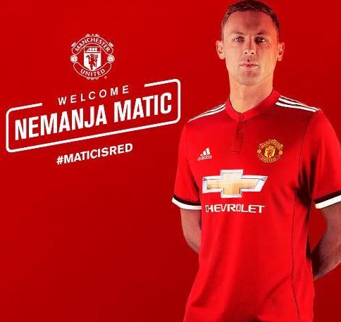  切尔西官宣斯特林加盟签约五年  